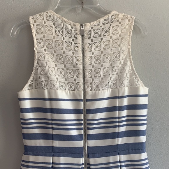 Vince Camuto EUC Stripes & Lace Flowy A-Line Dress with Pockets - Picture 4 of 10